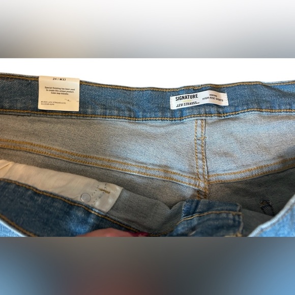 Signature Gold By Levi Strauss Co Shorts Women’s Size 24 Denim High Rise Raw Hem - Picture 8 of 13